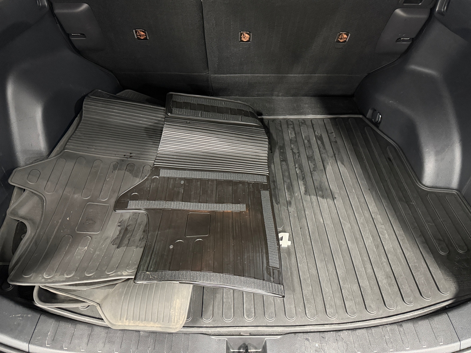 Thumbnail: 2021 Toyota RAV4 - 7