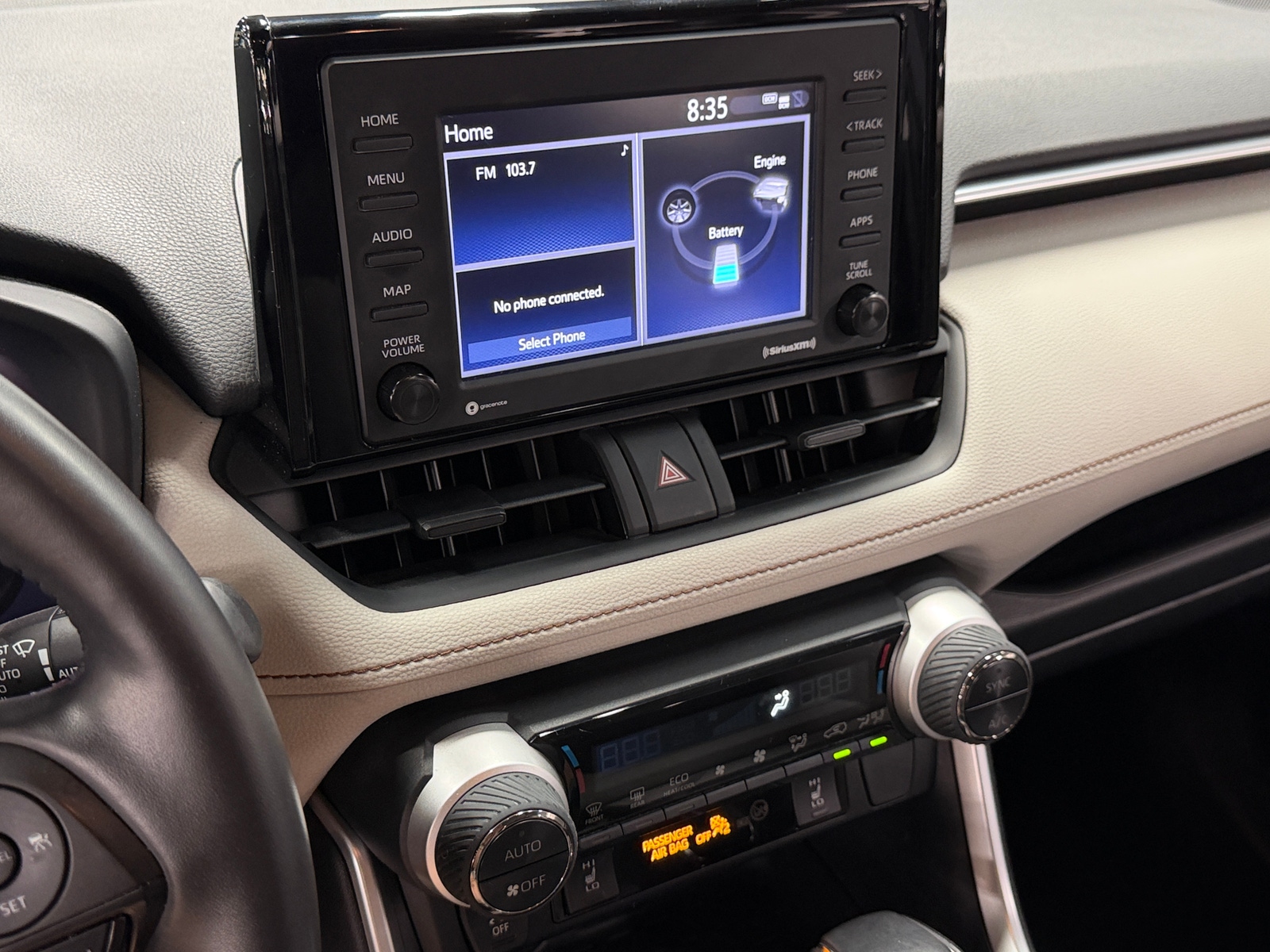 Thumbnail: 2021 Toyota RAV4 - 4