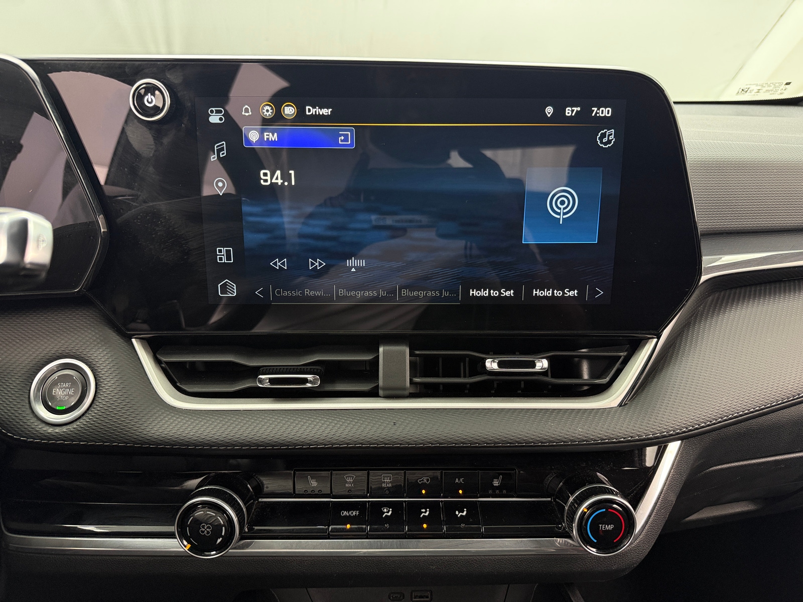 Thumbnail: 2025 Chevrolet Equinox - 4