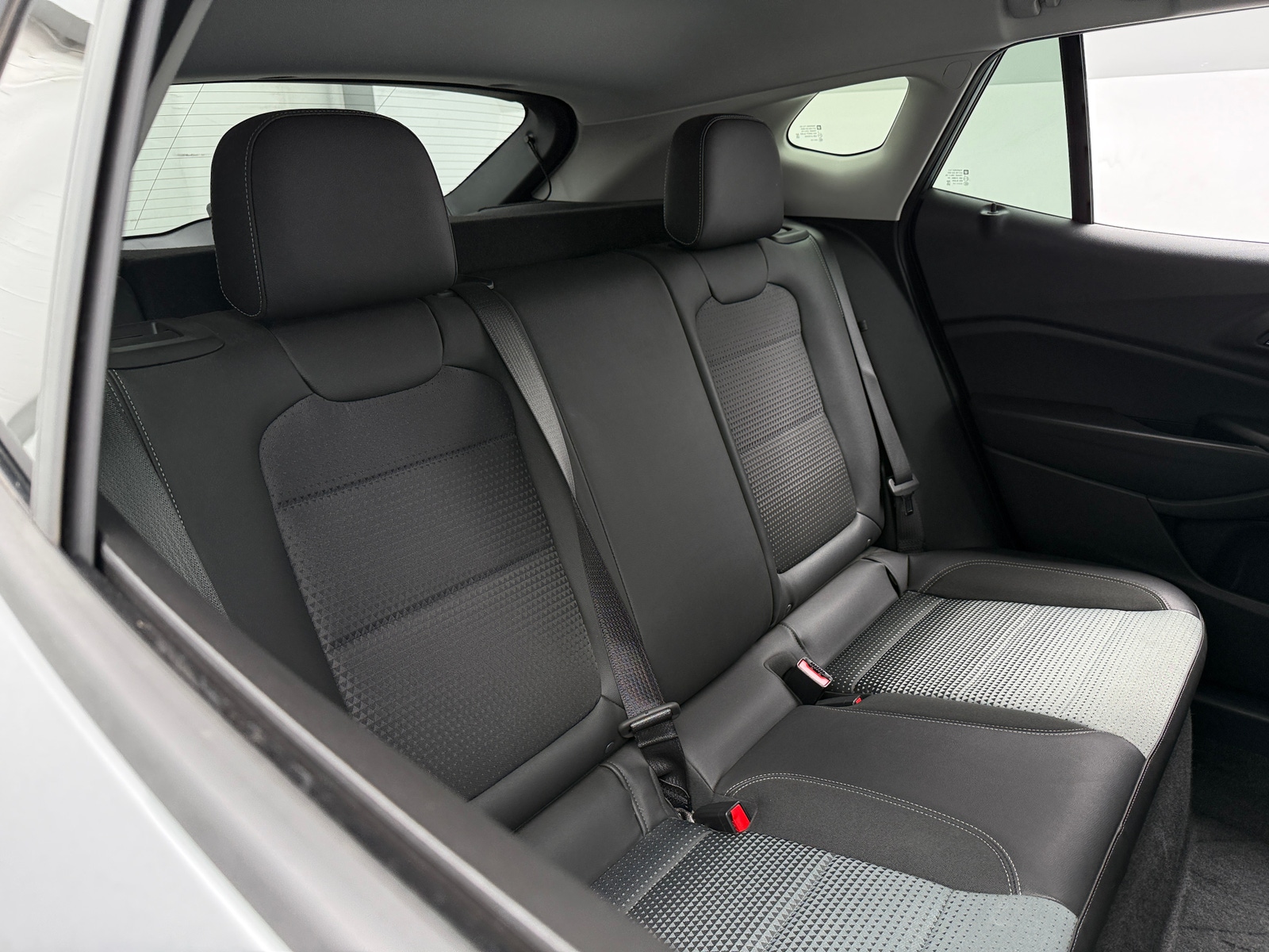 Thumbnail: 2025 Chevrolet Trax - 6