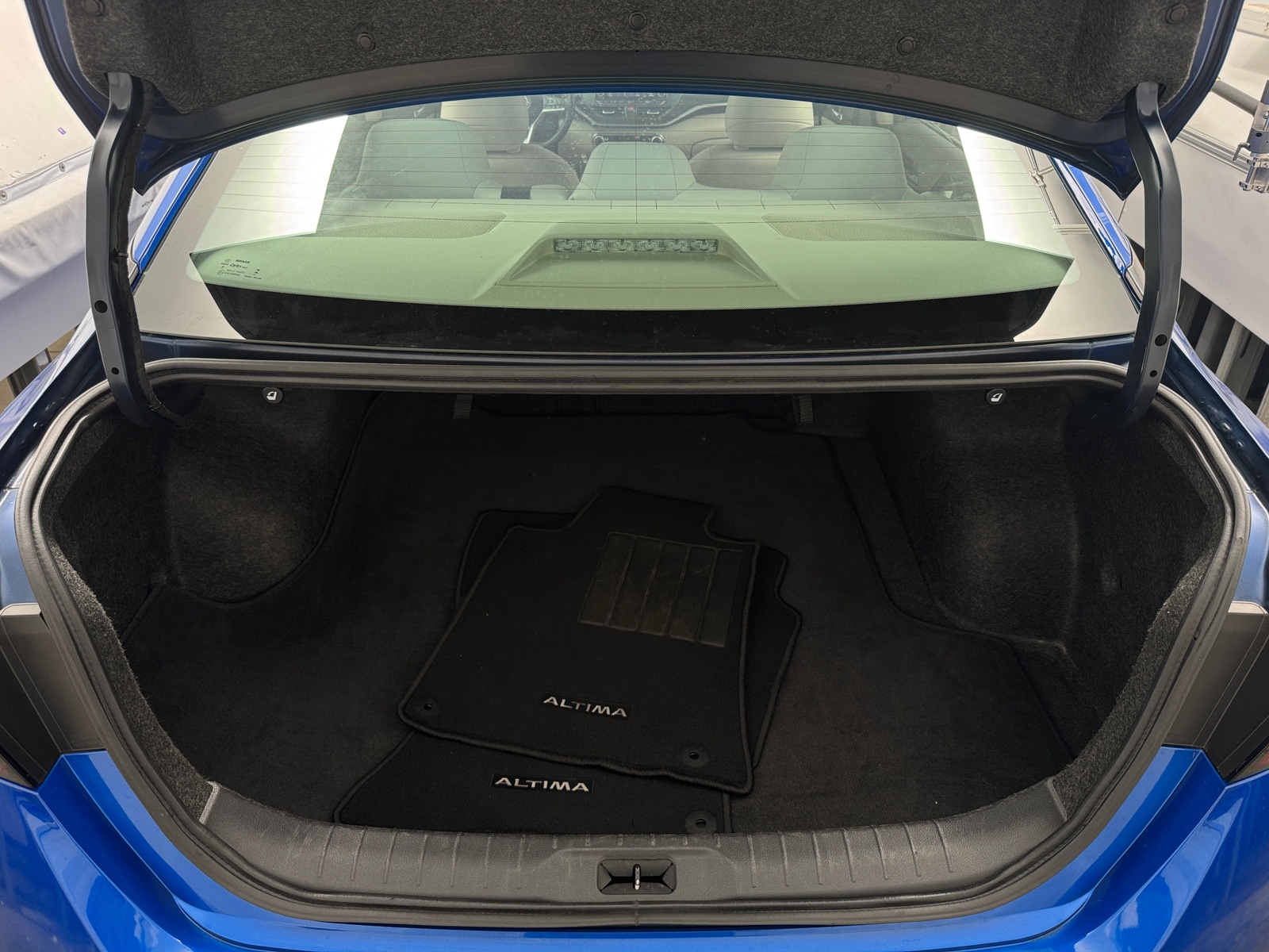 Thumbnail: 2025 Nissan Altima - 7