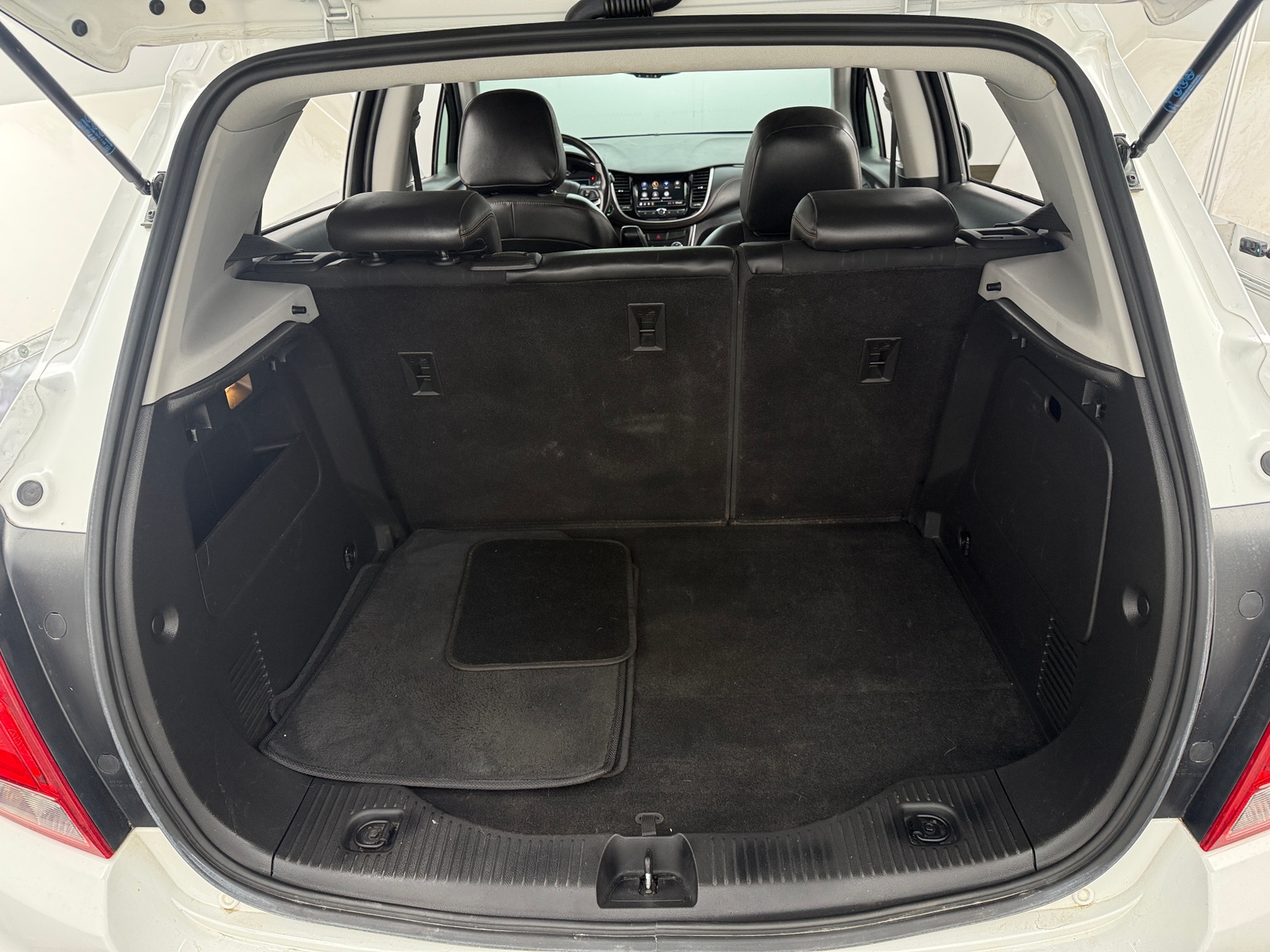 Thumbnail: 2021 Chevrolet Trax - 7