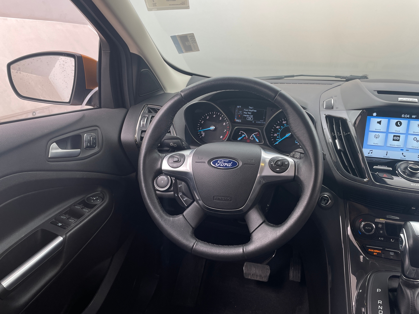 Thumbnail: 2016 Ford Escape - 4