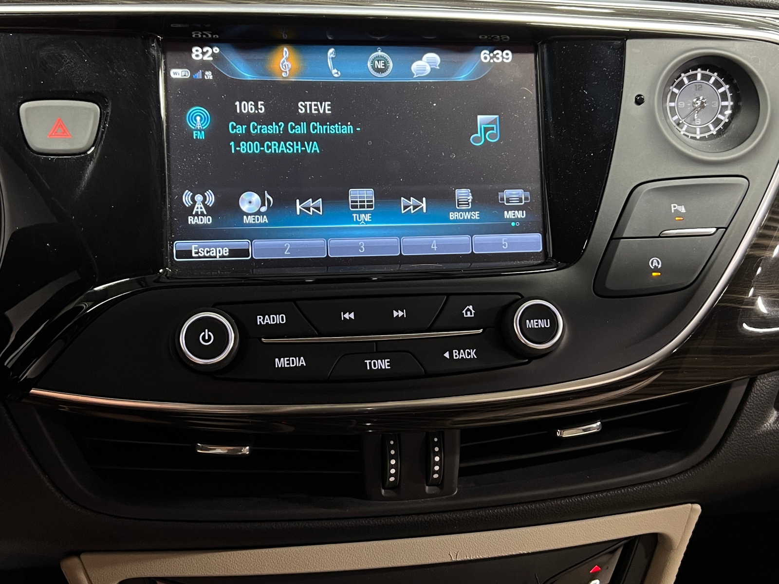 Thumbnail: 2019 Buick Envision - 3