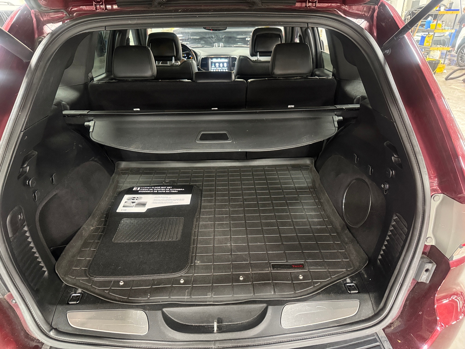 Thumbnail: 2018 Jeep Grand Cherokee - 6