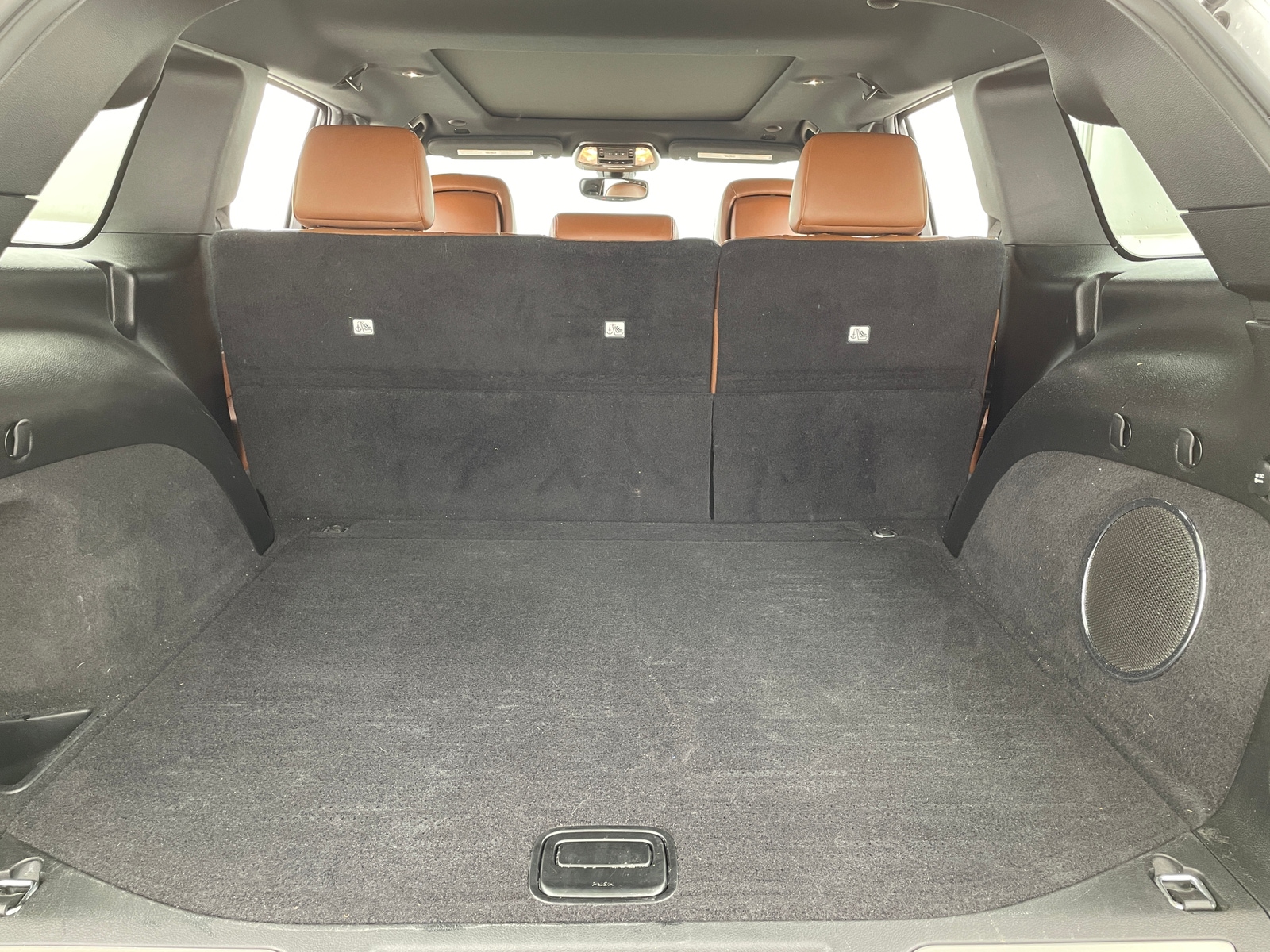 Thumbnail: 2020 Jeep Grand Cherokee - 6