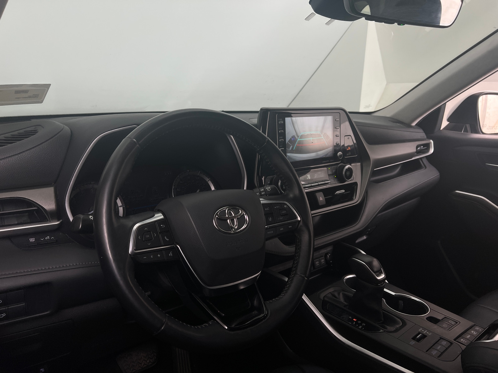 Thumbnail: 2021 Toyota Highlander - 2