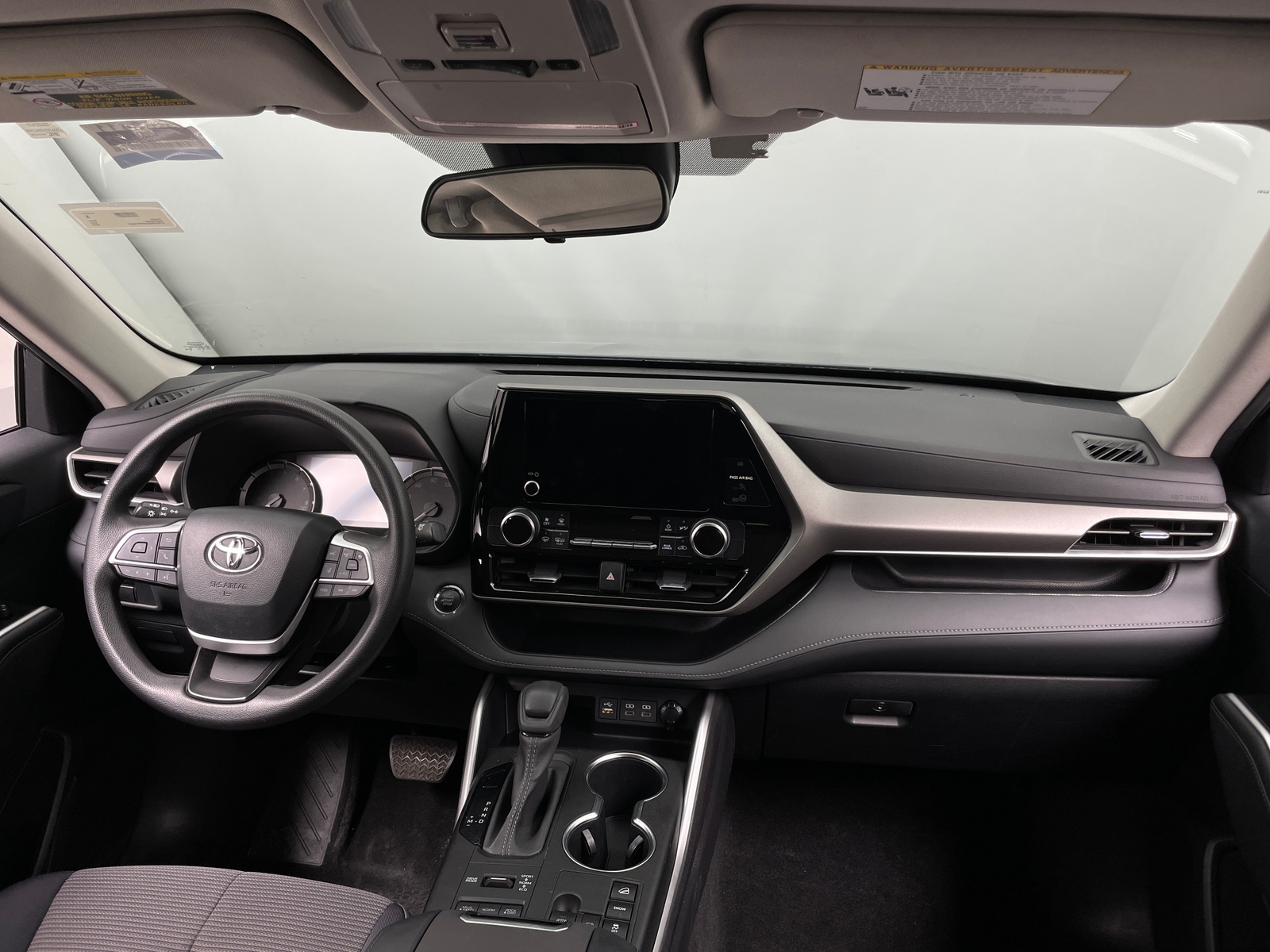 Thumbnail: 2023 Toyota Highlander - 3