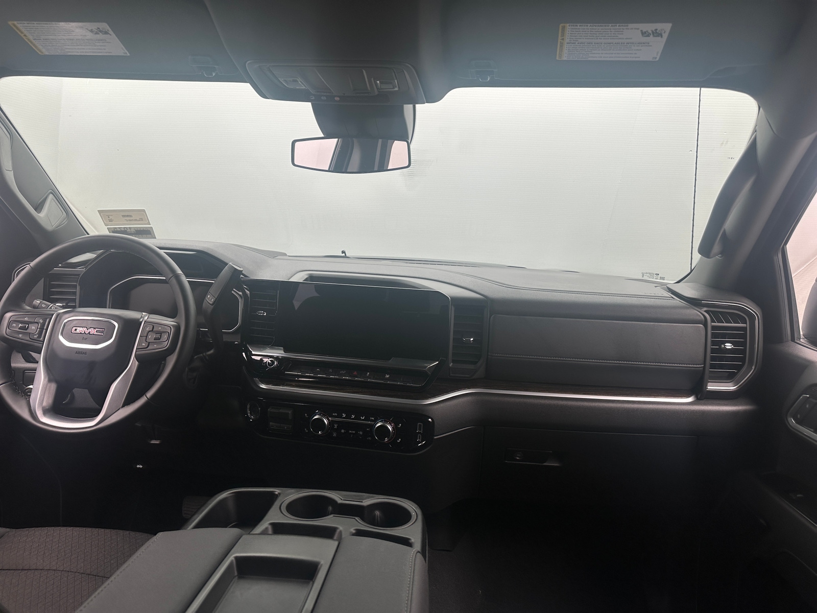 Thumbnail: 2026 GMC Sierra 1500 - 3