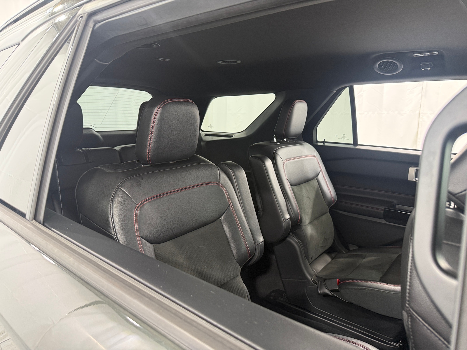 Thumbnail: 2022 Ford Explorer - 5