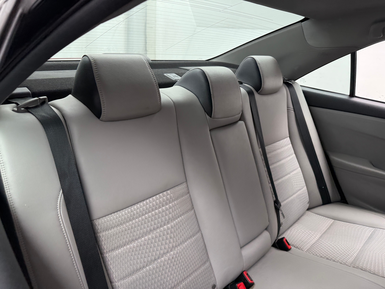 Thumbnail: 2015 Toyota Camry - 6