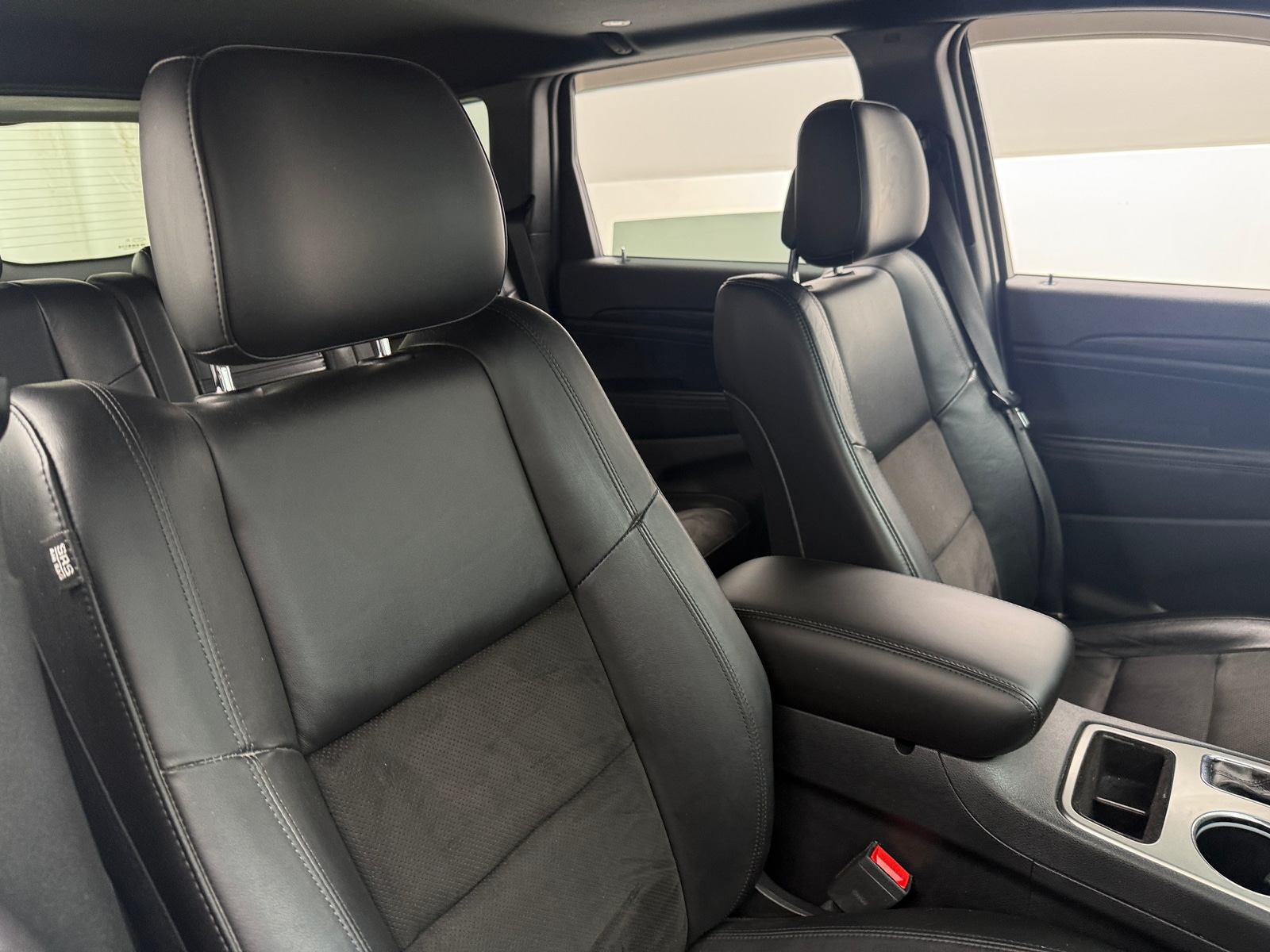 Thumbnail: 2020 Jeep Grand Cherokee - 2