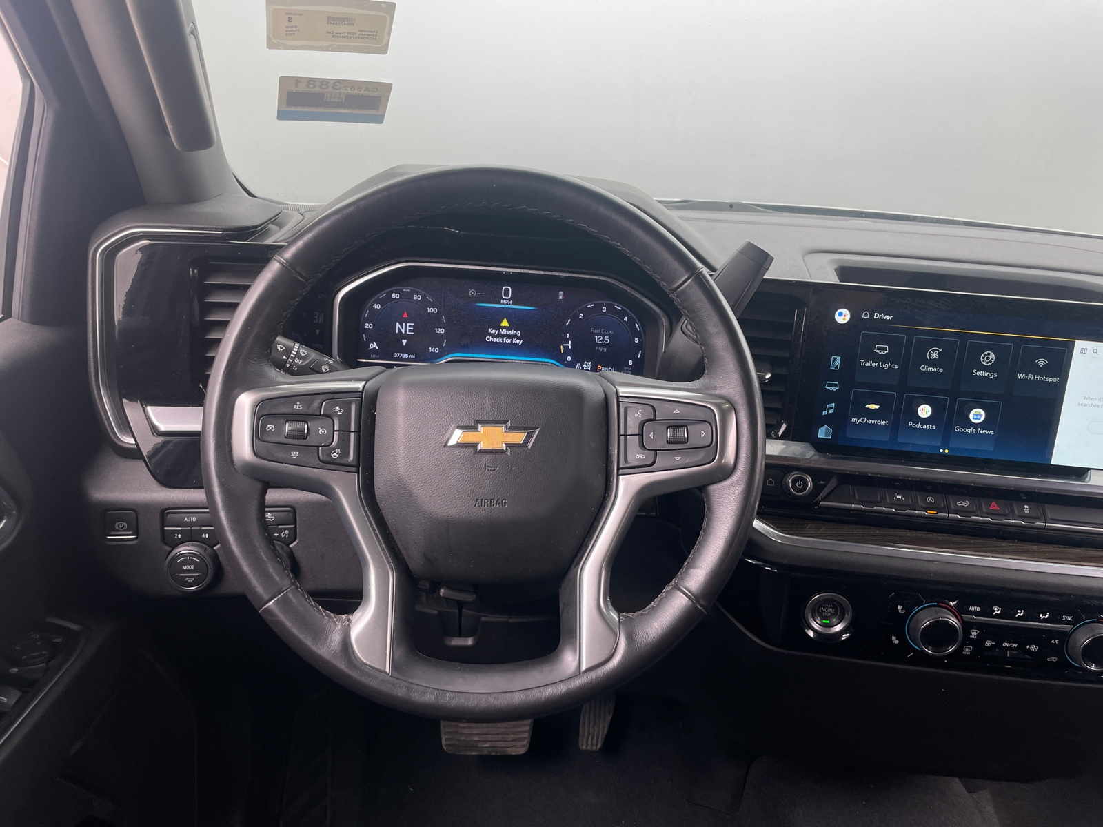 Thumbnail: 2022 Chevrolet Silverado 1500 - 5