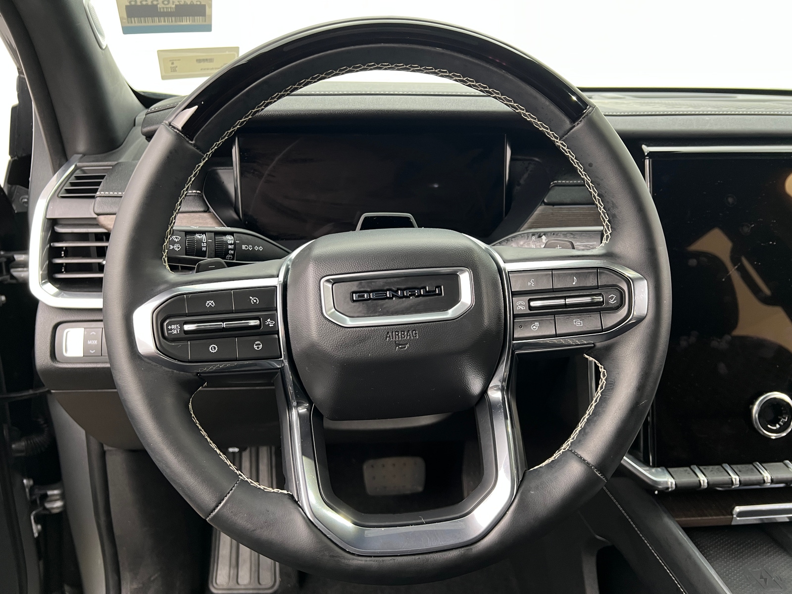 Thumbnail: 2024 GMC Acadia - 4