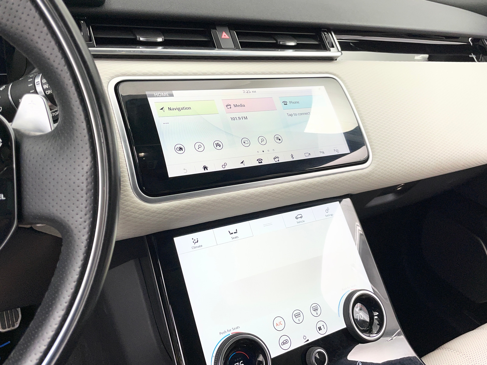 Thumbnail: 2019 Land Rover Range Rover Velar - 3