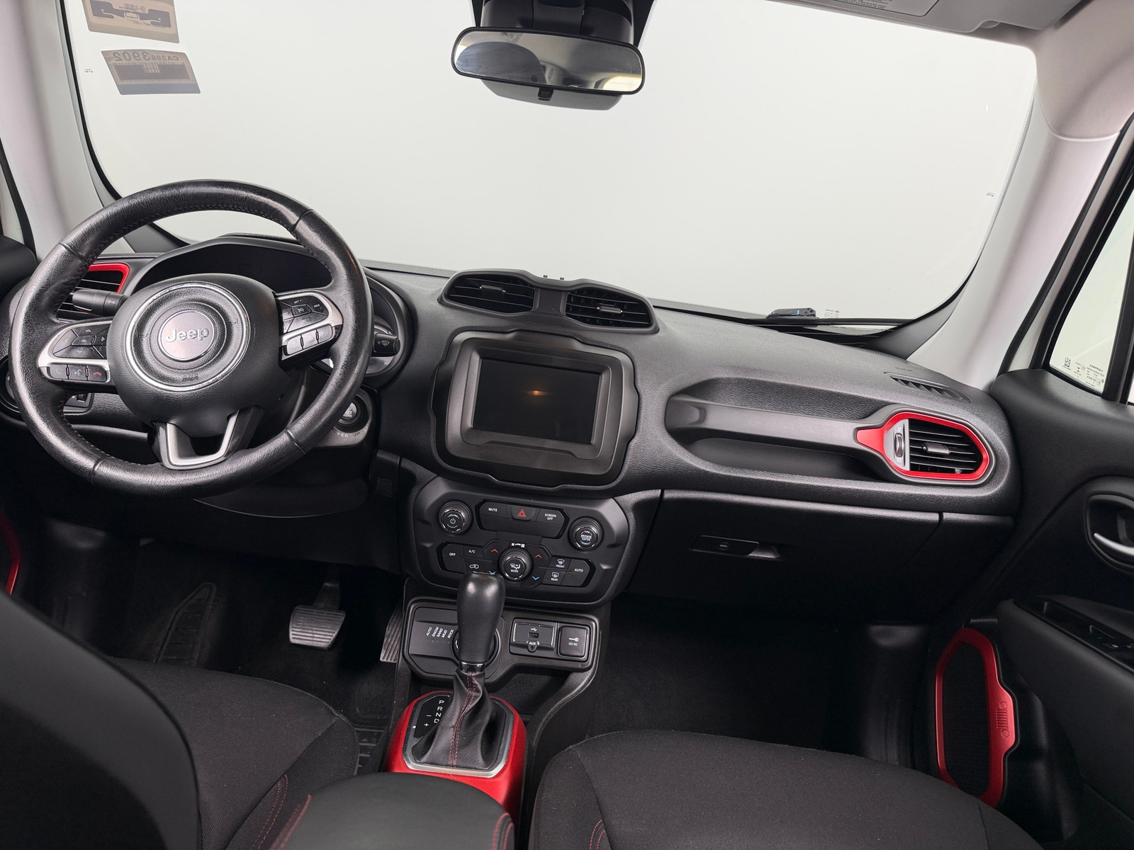 Thumbnail: 2020 Jeep Renegade - 3