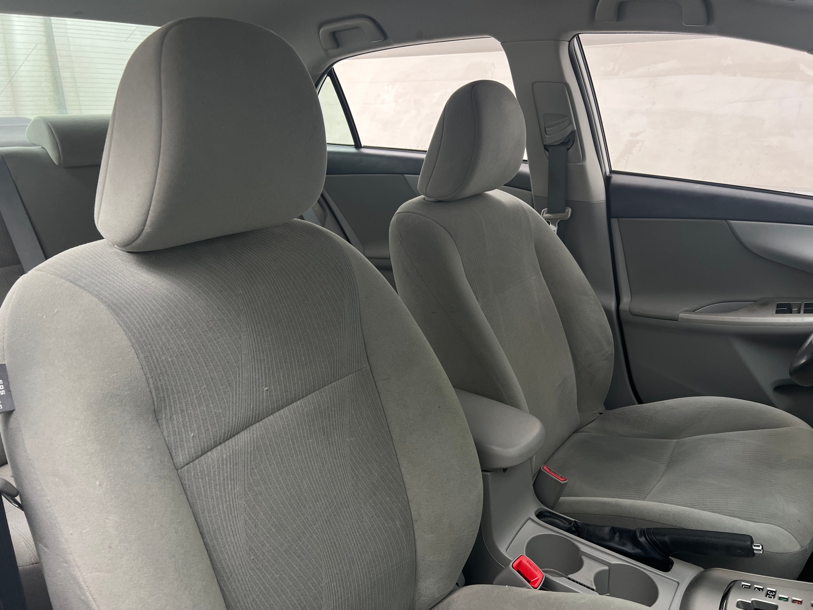 Thumbnail: 2013 Toyota Corolla - 2