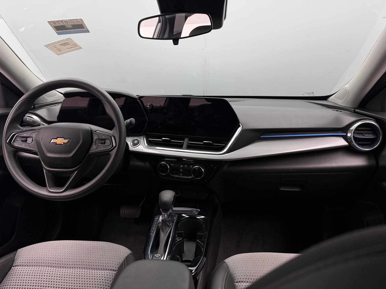 Thumbnail: 2025 Chevrolet Trax - 3