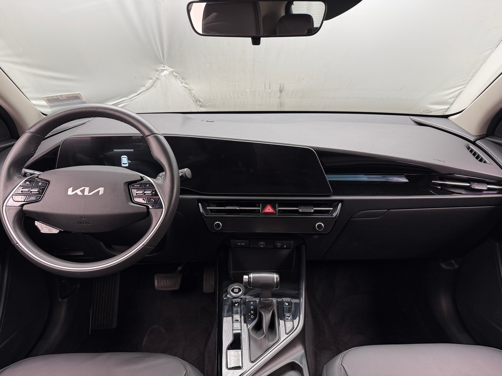 Thumbnail: 2023 Kia Niro - 2