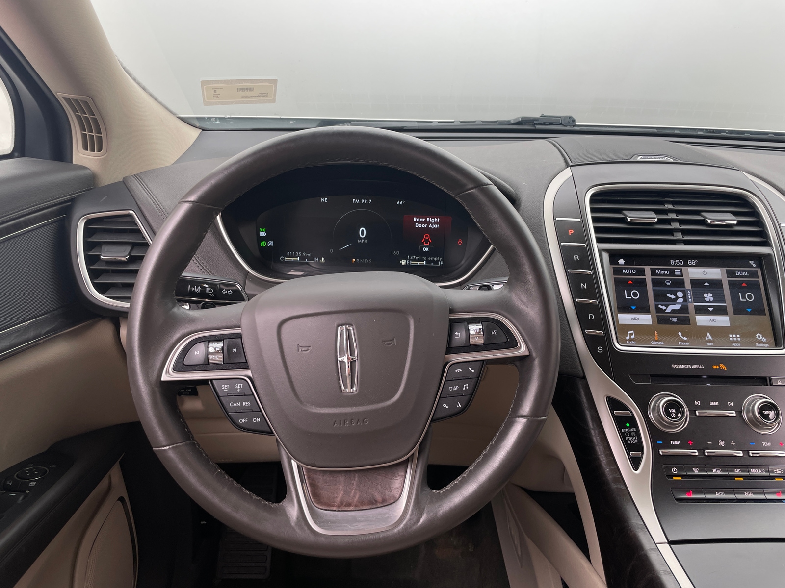 Thumbnail: 2019 Lincoln Nautilus - 4