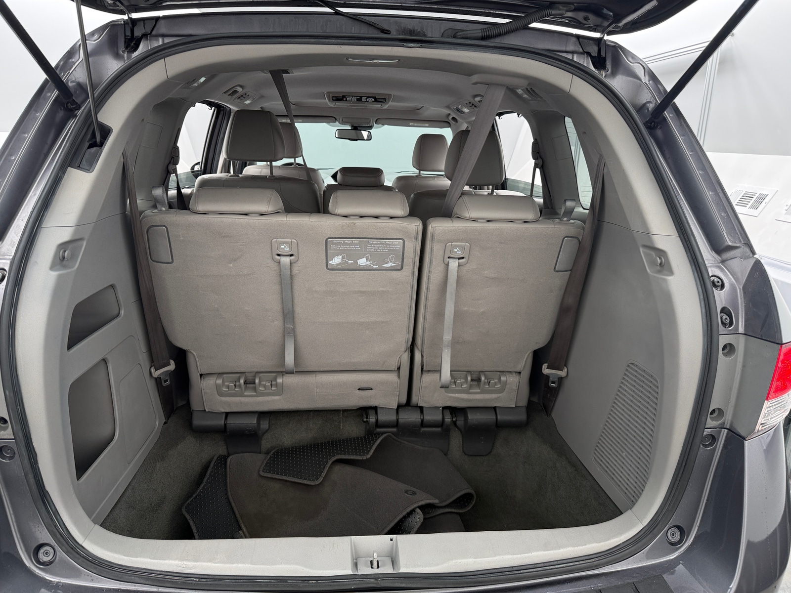 Thumbnail: 2015 Honda Odyssey - 6