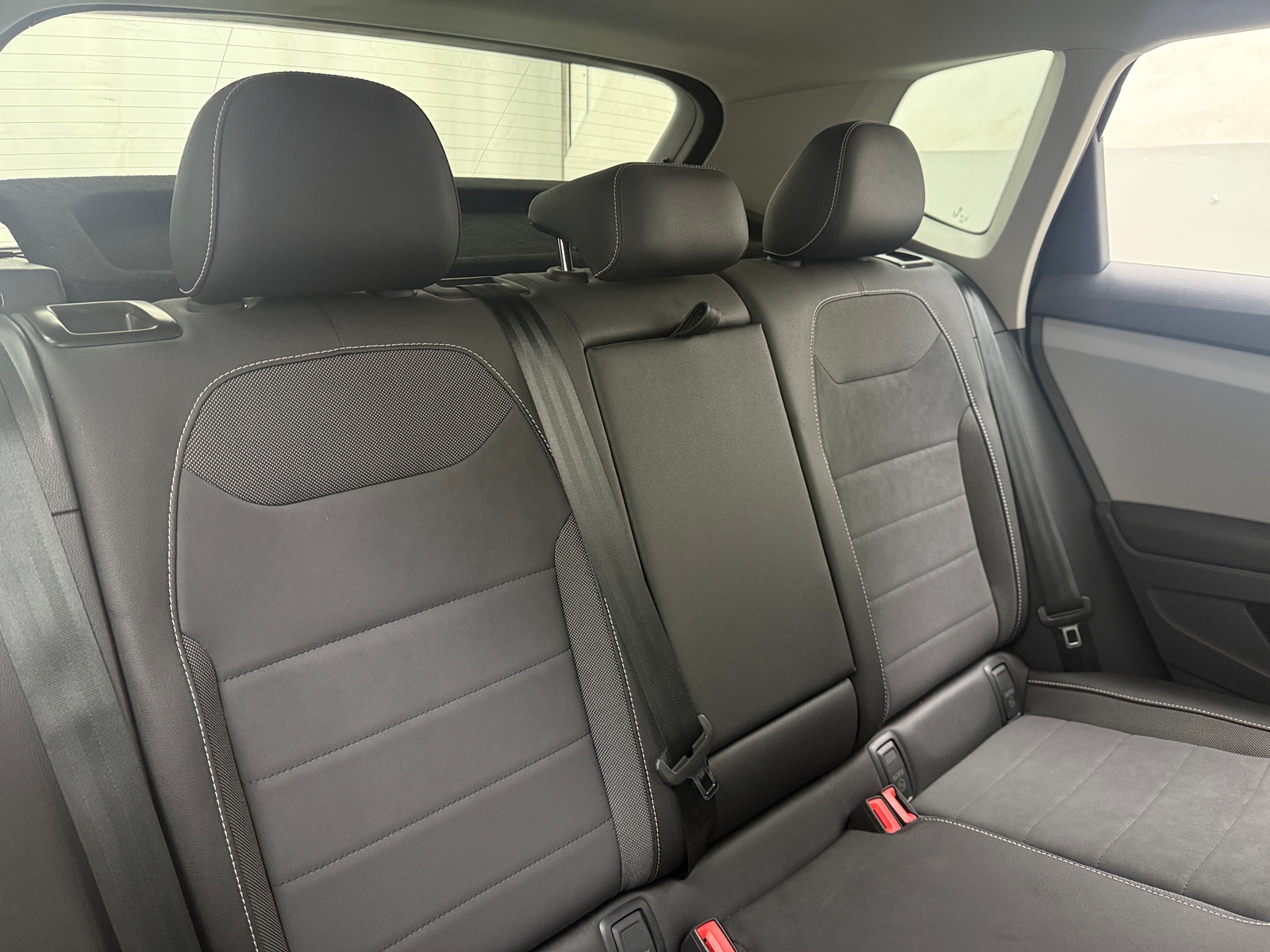 Thumbnail: 2023 Volkswagen Taos - 5