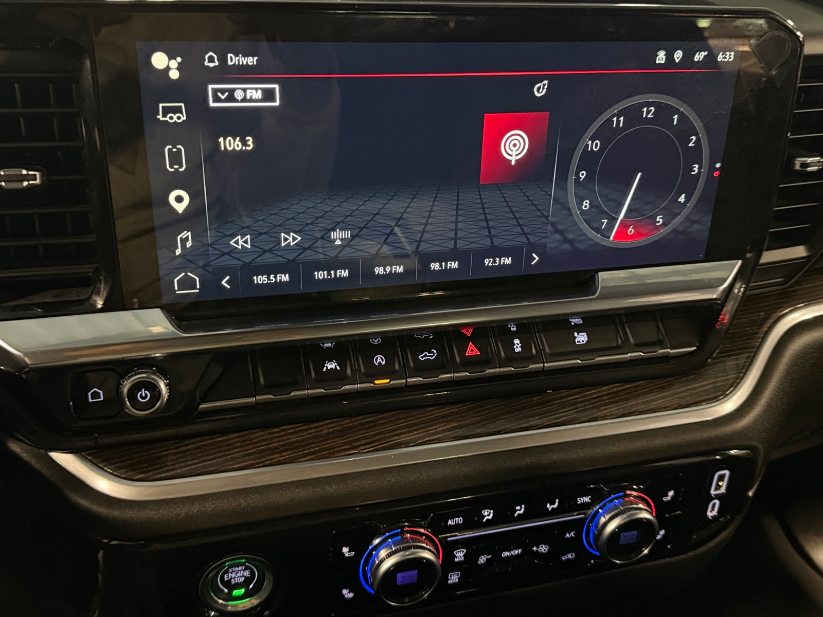 Thumbnail: 2023 GMC Sierra 1500 - 4