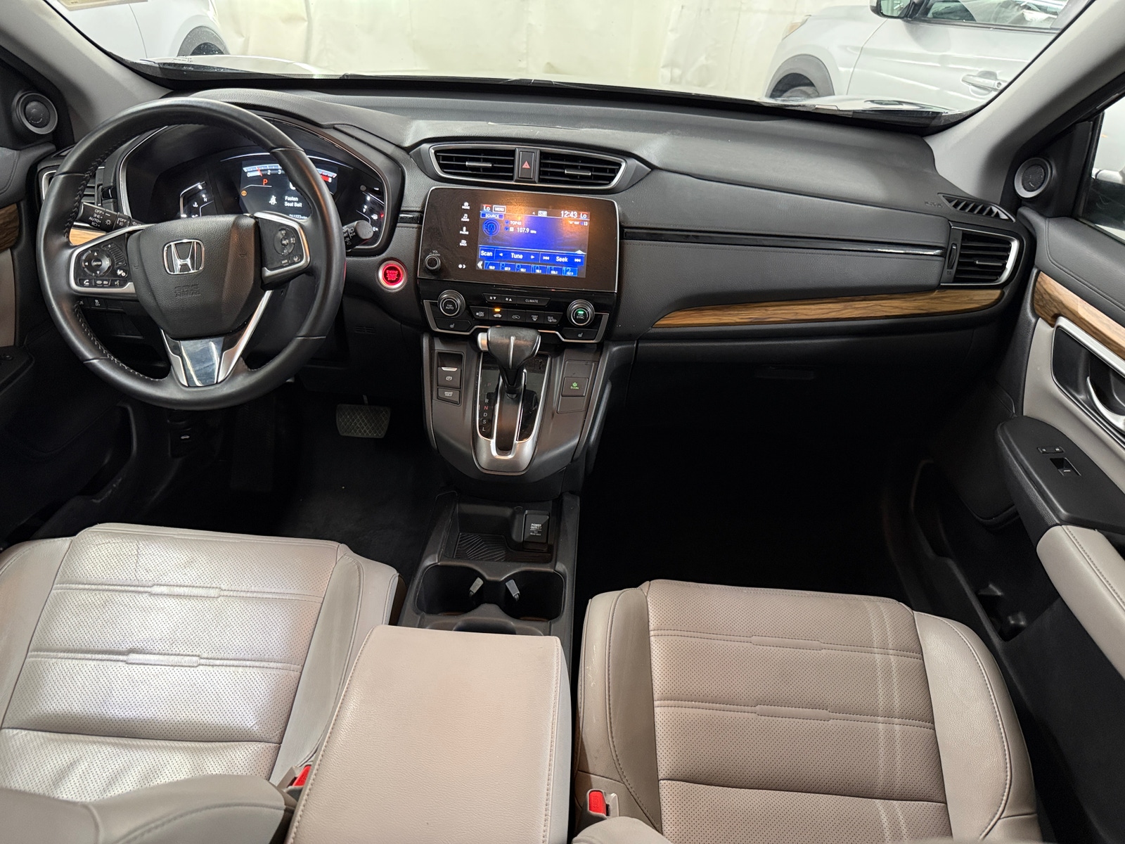 Thumbnail: 2018 Honda CR-V - 3