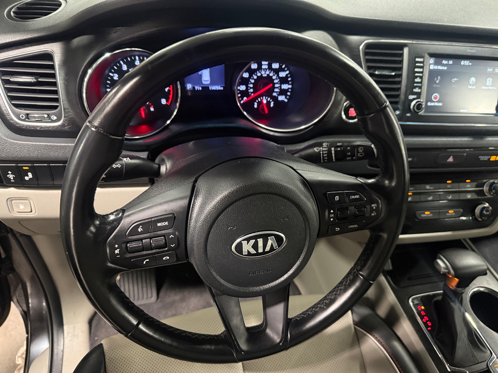 Thumbnail: 2020 Kia Sedona - 4