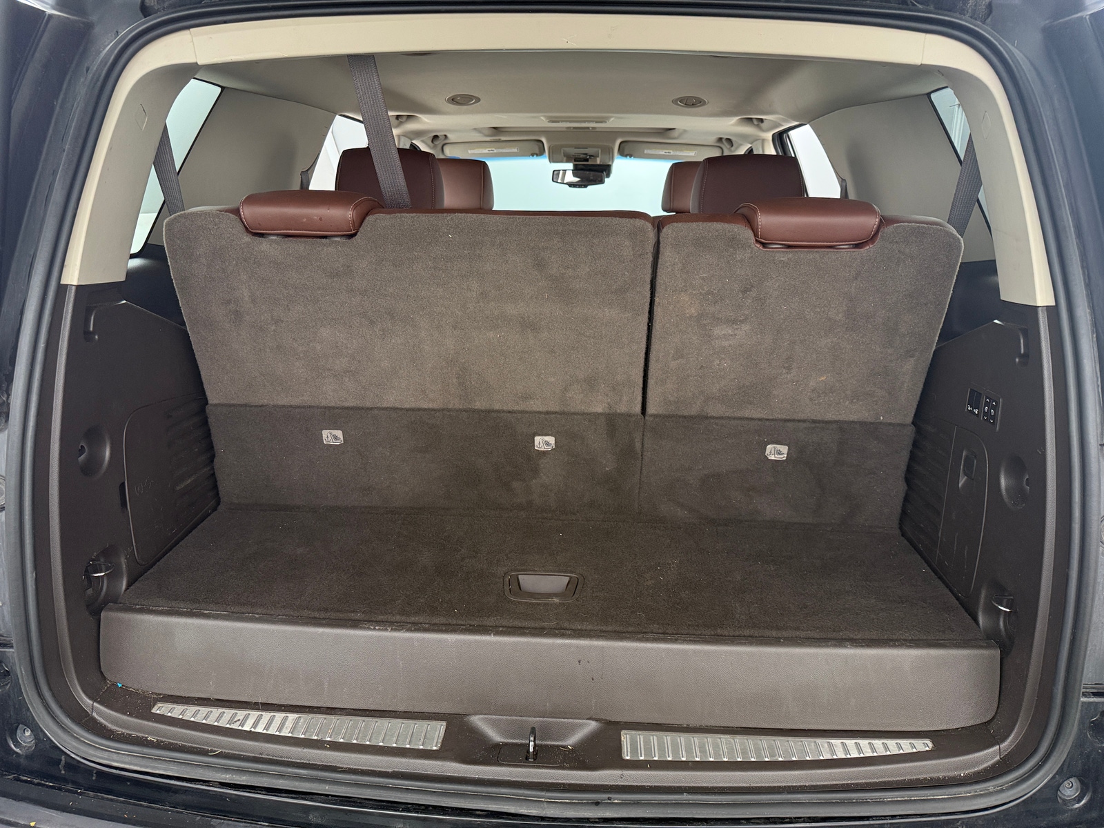 Thumbnail: 2016 Chevrolet Tahoe - 6