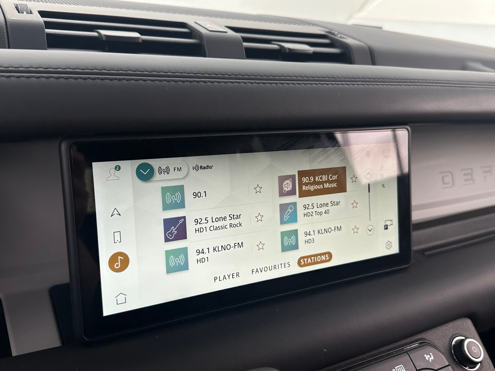 Thumbnail: 2024 Land Rover Defender - 3