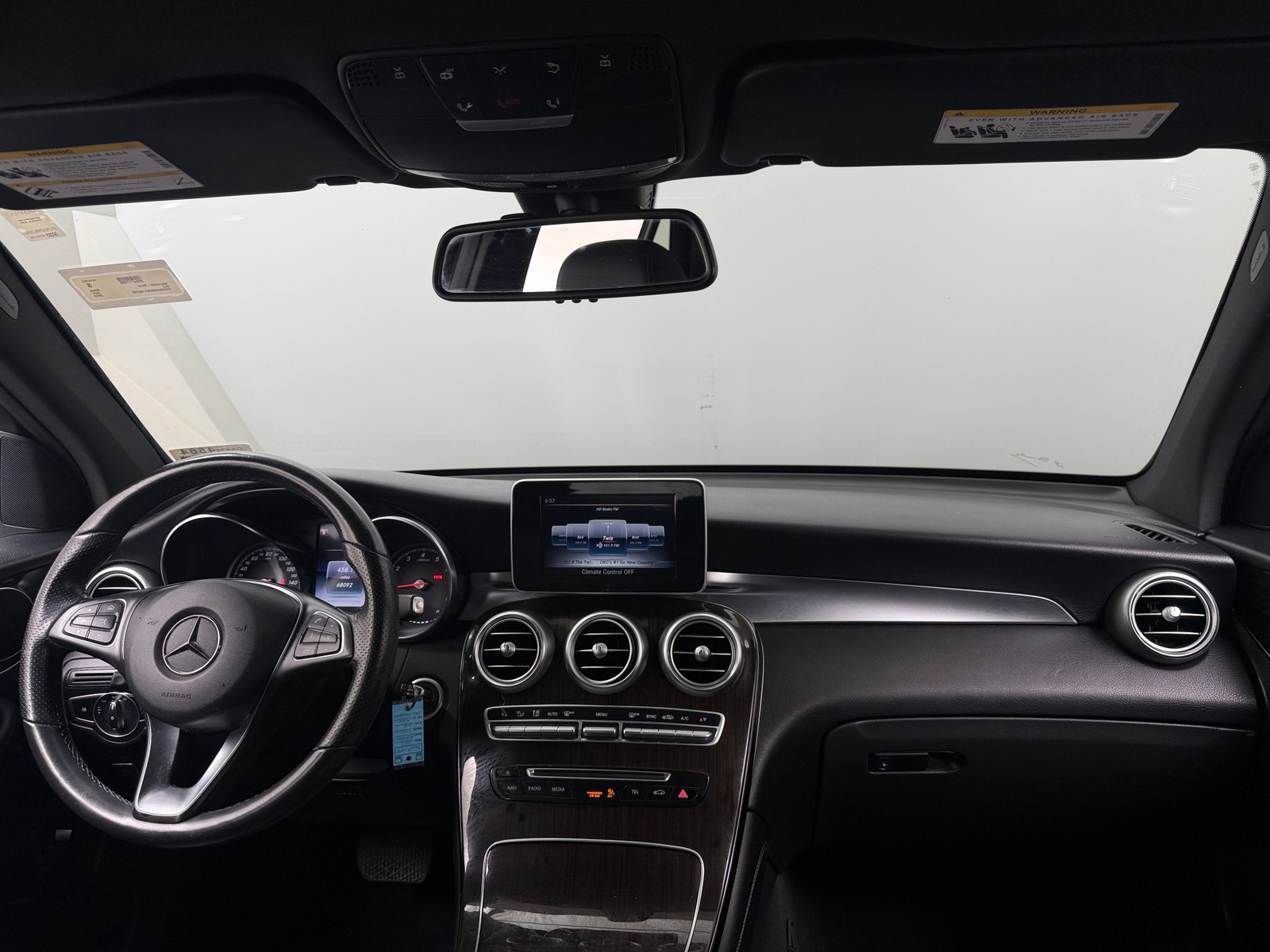 Thumbnail: 2019 Mercedes-Benz GLC - 2