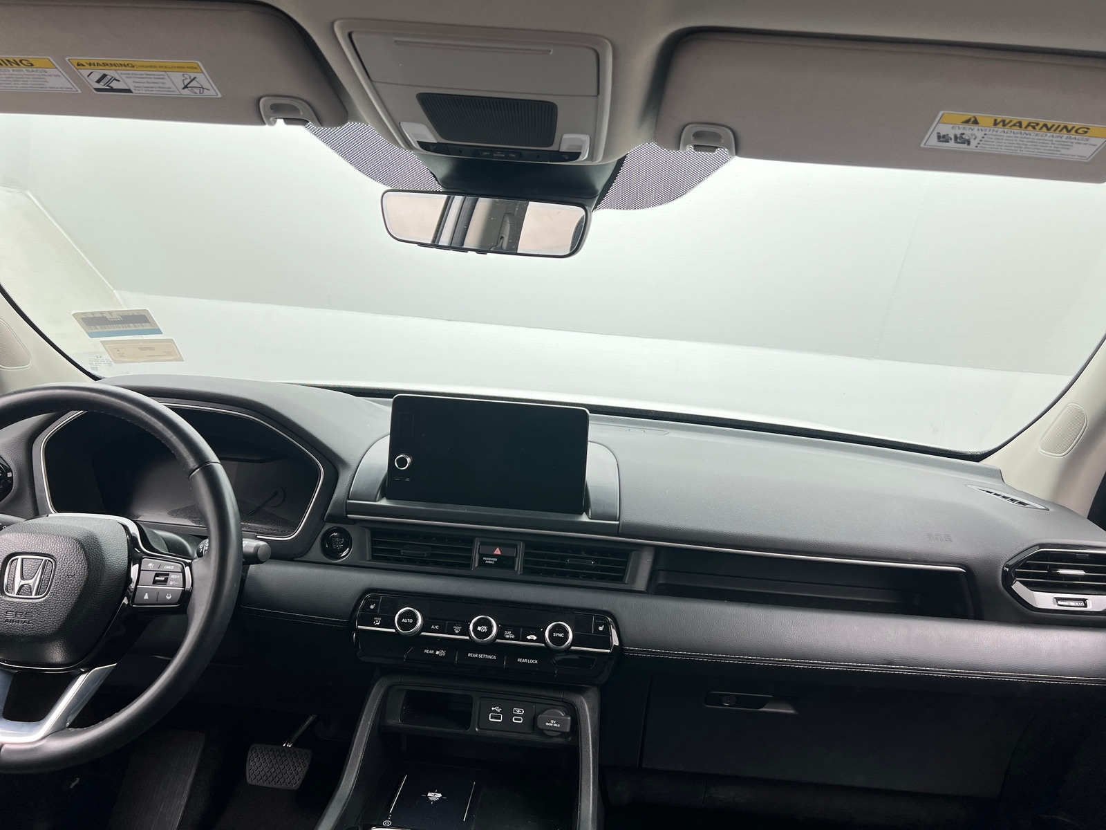 Thumbnail: 2023 Honda Pilot - 2