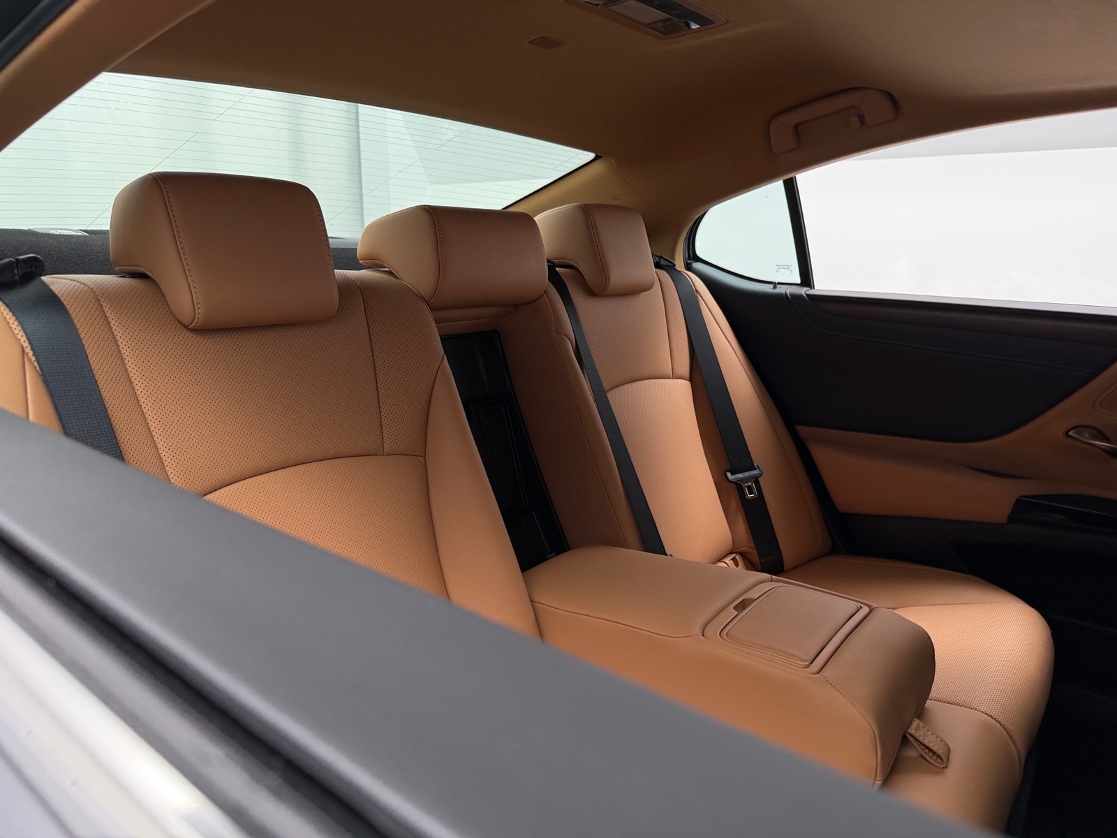 Thumbnail: 2025 Lexus ES - 5