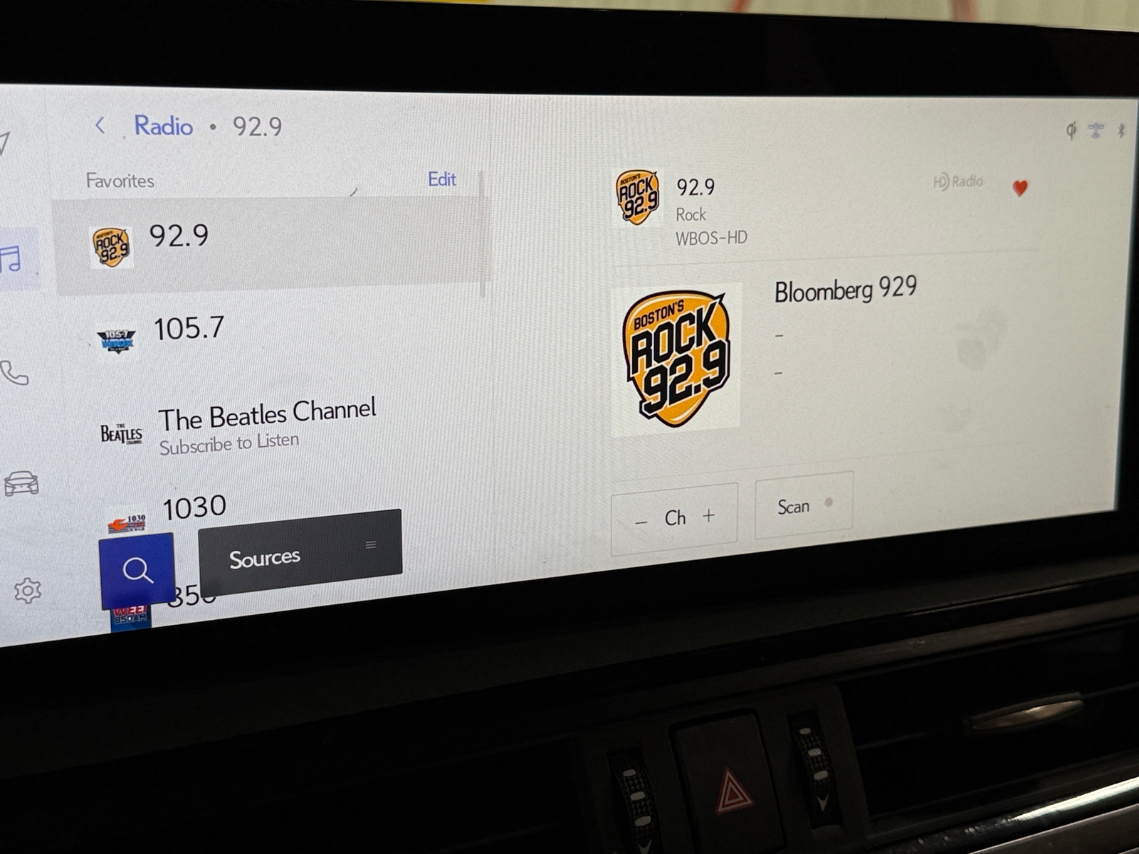 Thumbnail: 2025 Lexus ES - 3
