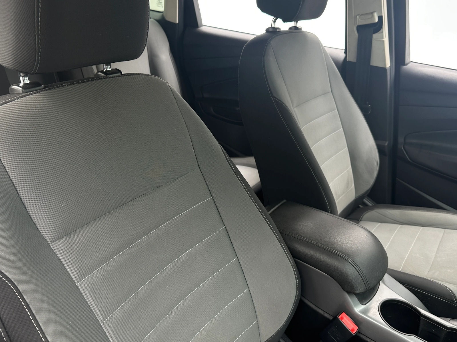 Thumbnail: 2016 Ford Escape - 2