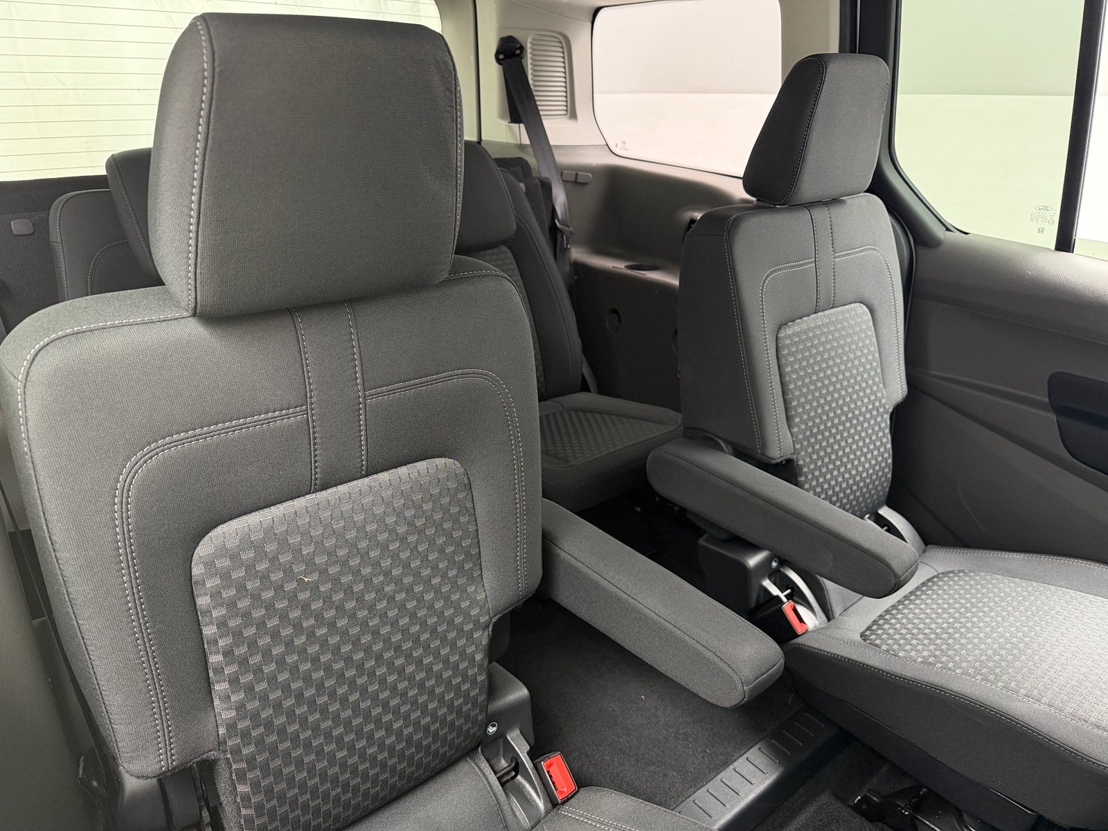 Thumbnail: 2021 Ford Transit Series - 6