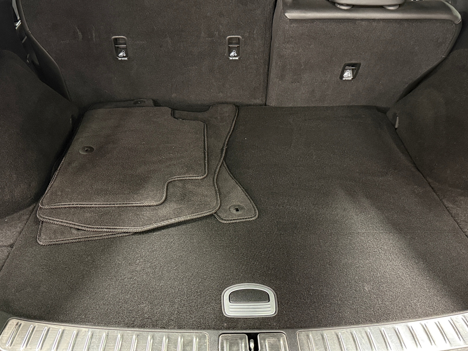 Thumbnail: 2023 Genesis GV70 - 6