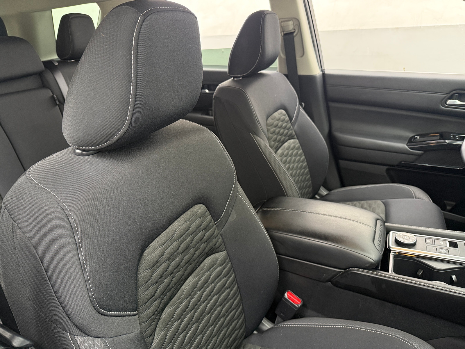 Thumbnail: 2022 Nissan Pathfinder - 2