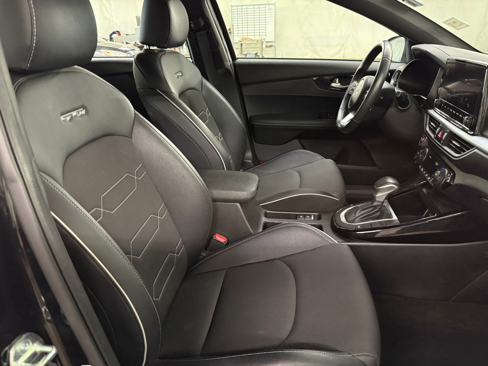 Thumbnail: 2024 Kia Forte - 2