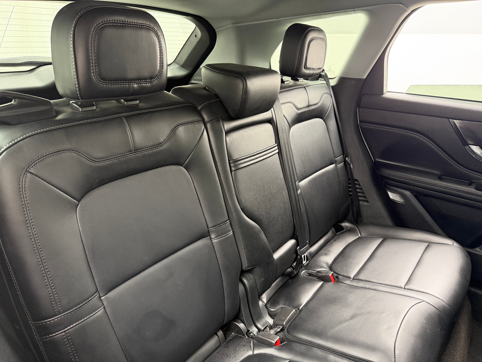 Thumbnail: 2022 Lincoln Corsair - 5