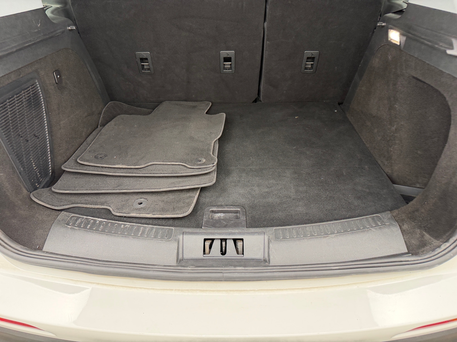 Thumbnail: 2022 Lincoln Corsair - 6