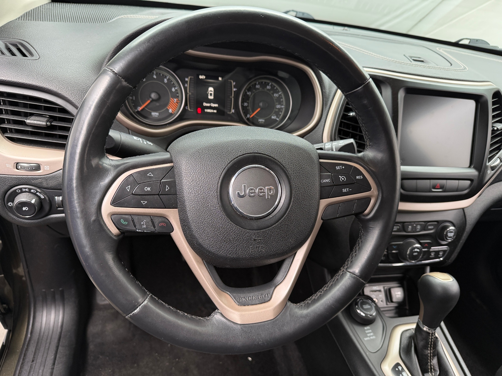 Thumbnail: 2015 Jeep Cherokee - 5