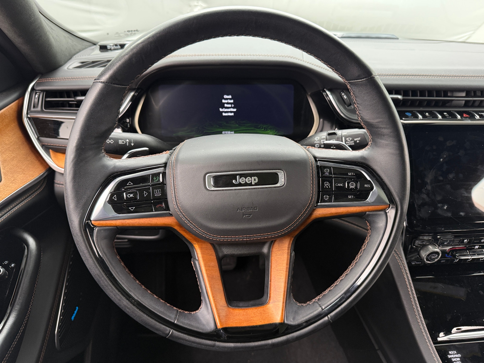 Thumbnail: 2022 Jeep Grand Cherokee - 4