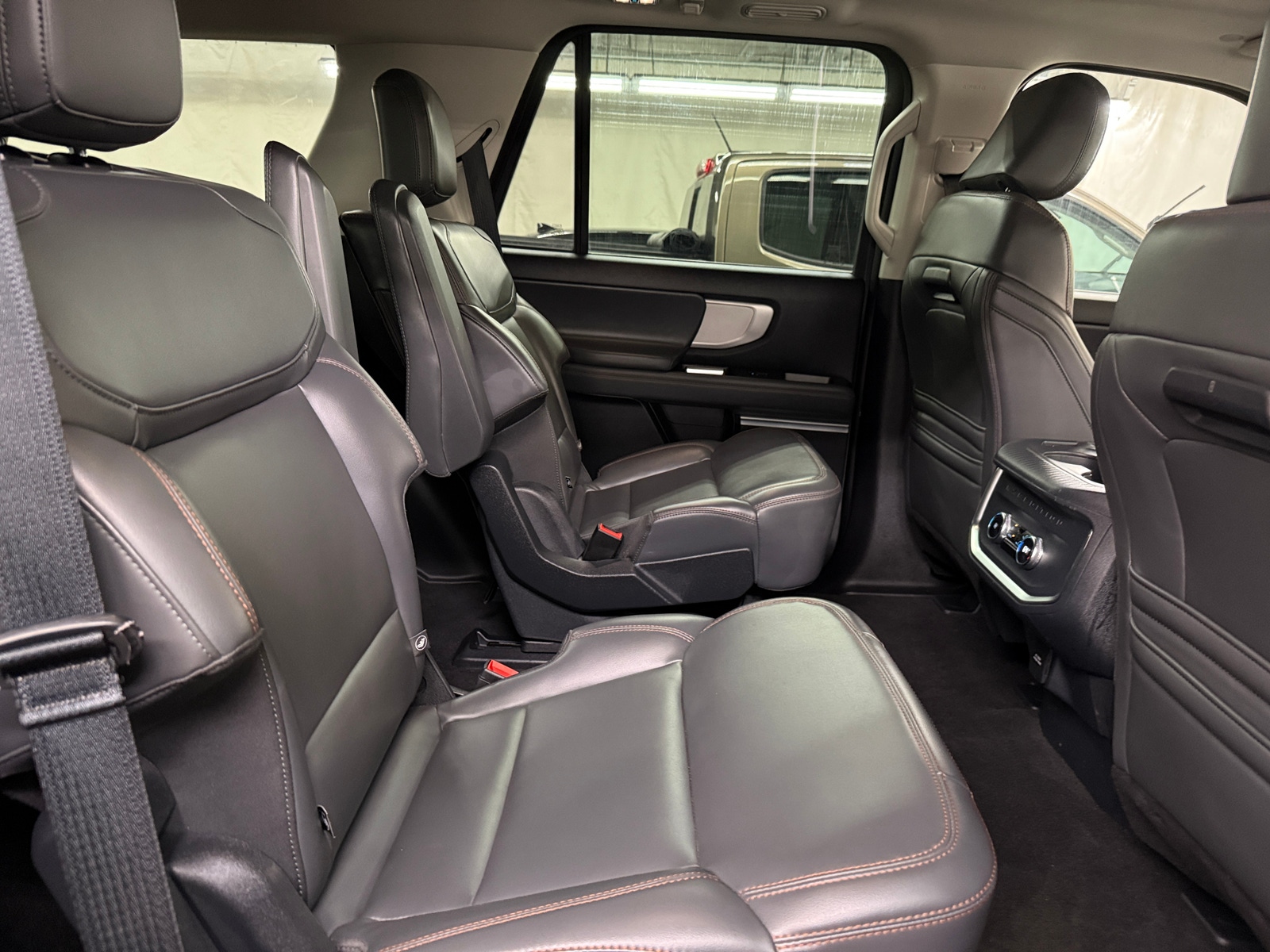 Thumbnail: 2025 Ford Expedition - 6