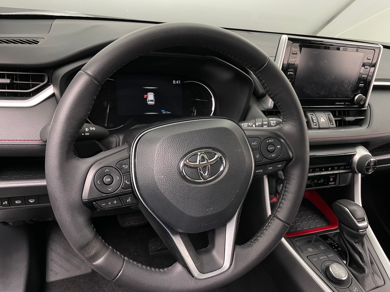 Thumbnail: 2020 Toyota RAV4 - 4