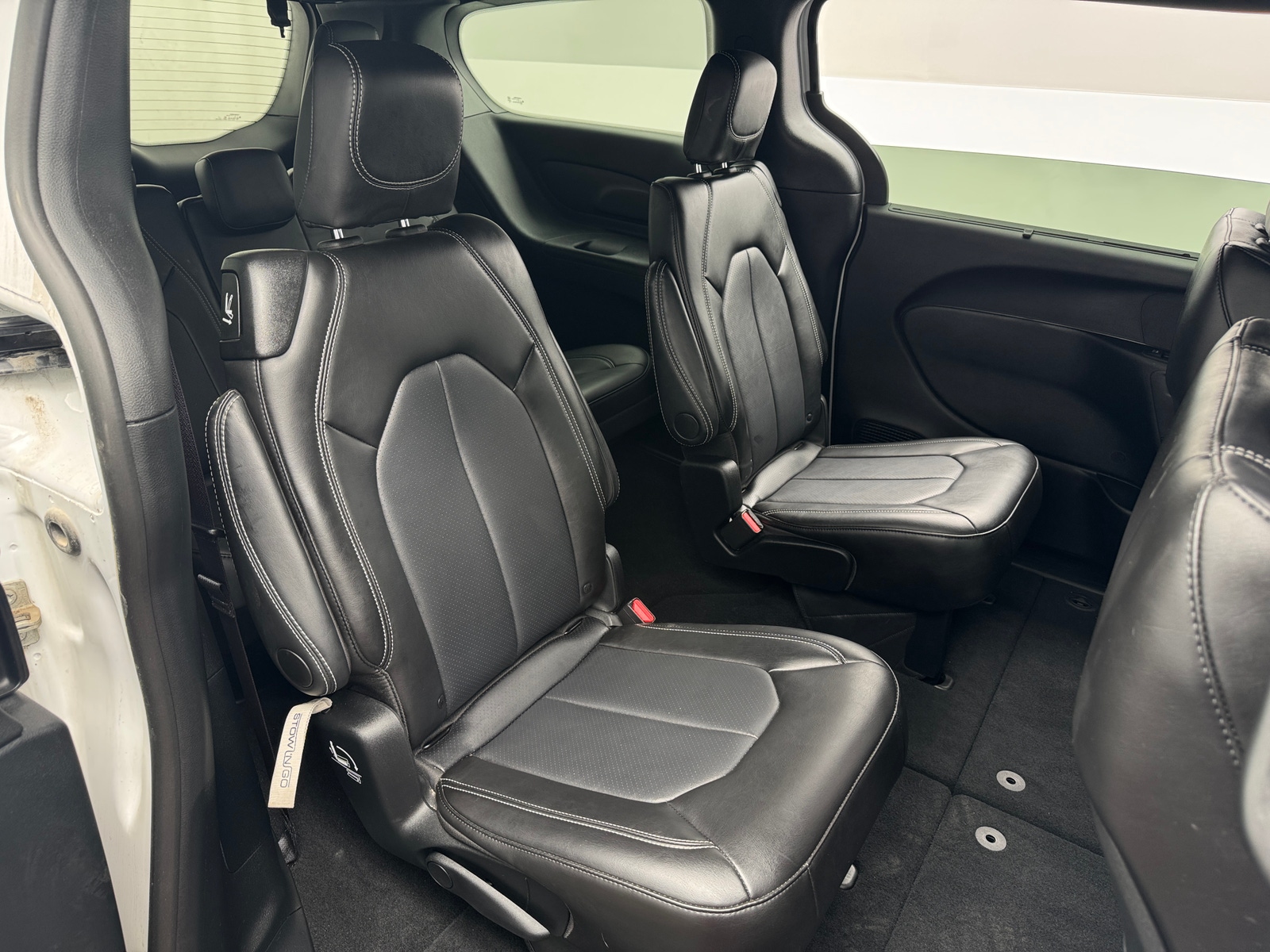 Thumbnail: 2025 Chrysler Pacifica - 5