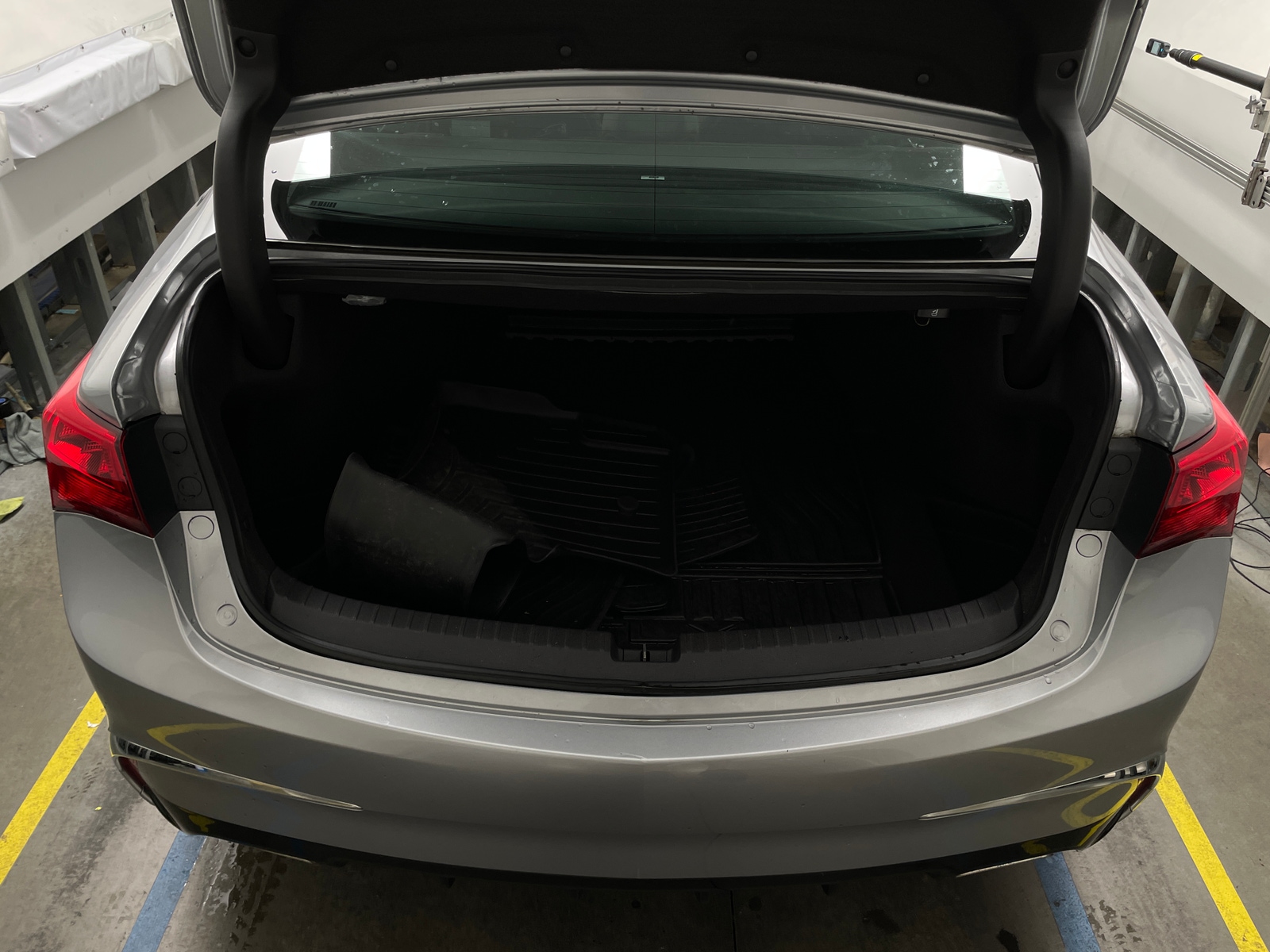 Thumbnail: 2020 Acura TLX - 6