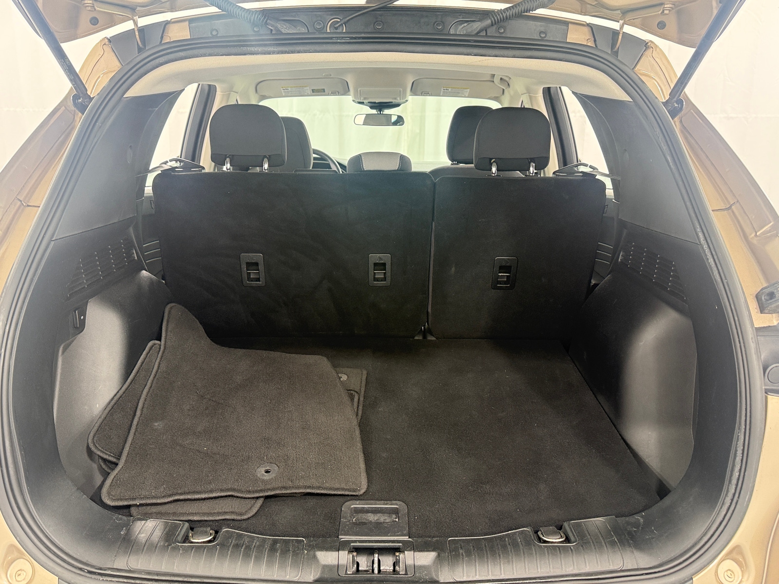 Thumbnail: 2021 Ford Escape - 7