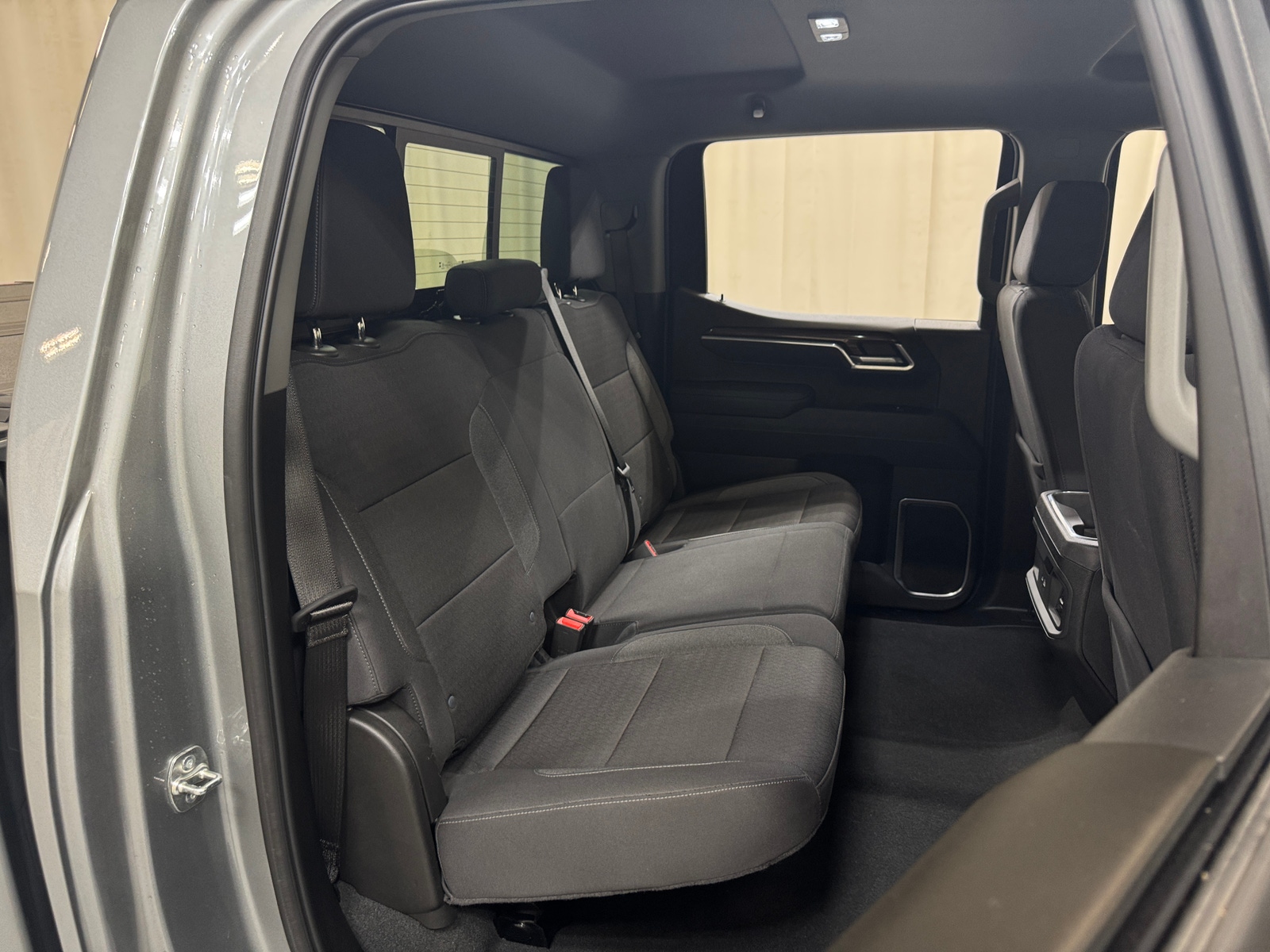 Thumbnail: 2025 Chevrolet Silverado 1500 - 6